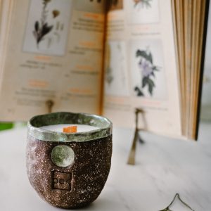 Kahverengi/Yeşil Seramik Doğal Soya Mumu | Yasemin Kokulu | El Yapımı Ahşap Fitilli Mum