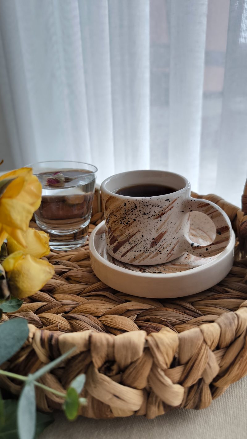 Kahverengi Seramik Kahve Fincanı - Akış Koleksiyonu